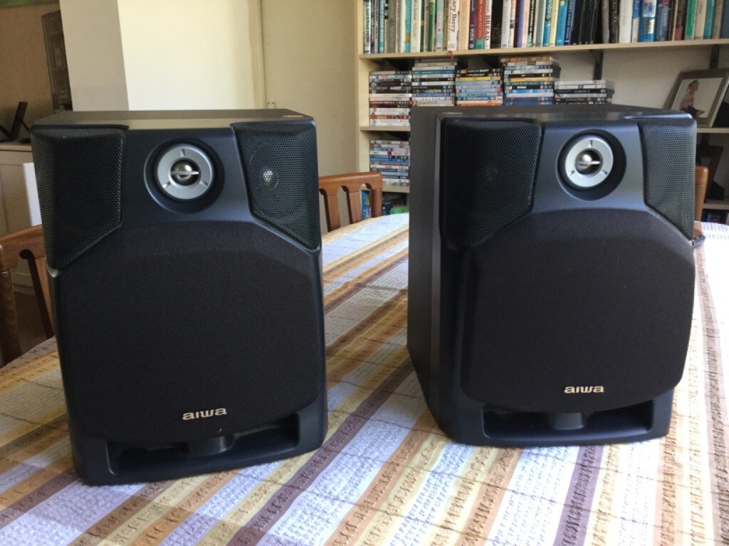 aiwa front surround speakers